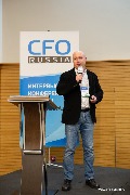 Денис Богомолов
Вице-президент по финансам ИТ и развитию бизнеса
STADA
